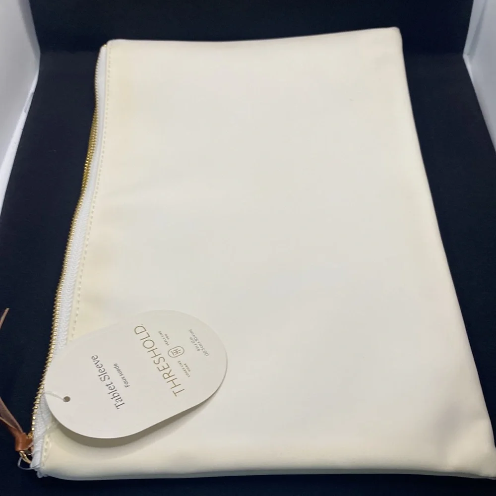 Threshold Faux Suede Tablet Sleeve. Use Lingerie/Swimsuit bag. Cream. 8” x 12”